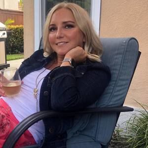 Meet your Posher, Pascale